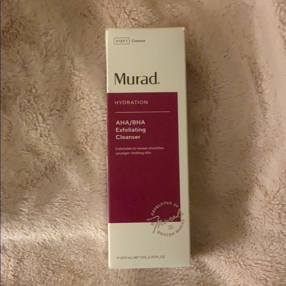 Murad AHA/BHA  Hydration exfoliating cleanser